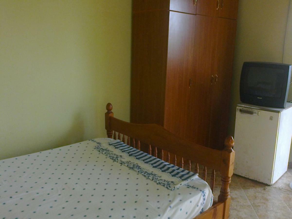Mullaj Guest House Vlorë Exterior foto